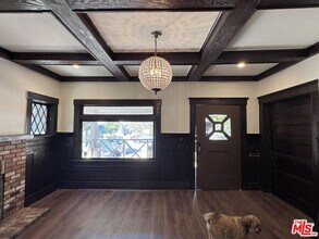 2180 W 31st St in Los Angeles, CA - Foto de edificio - Building Photo