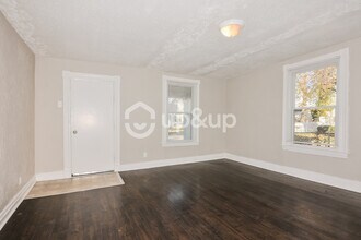 1292 Purcell Ave in St. Louis, MO - Building Photo - Building Photo
