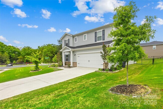 12116 Camden Hurst Rd in Charlotte, NC - Building Photo - Building Photo