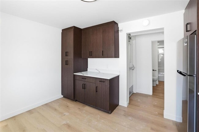 823 Ida St in Dauphin, MB - Building Photo - Building Photo