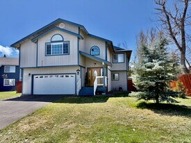 2194 Shasta Ct in South Lake Tahoe, CA - Building Photo