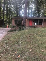 622 Camrose Dr in Charlotte, NC - Building Photo
