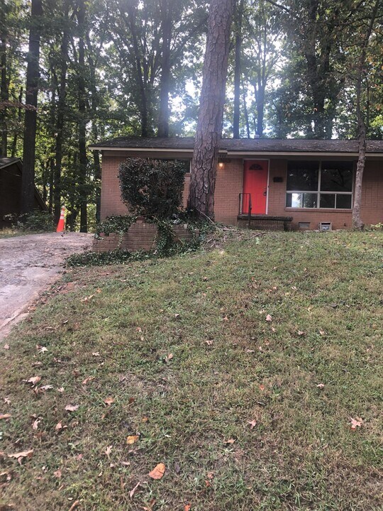 622 Camrose Dr in Charlotte, NC - Building Photo