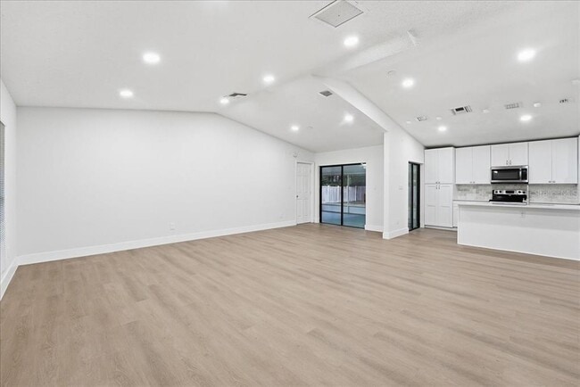 10619 Abingdon Chase in Orlando, FL - Building Photo - Building Photo