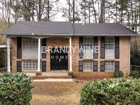 4666 Edwina Ln SW in Atlanta, GA - Building Photo