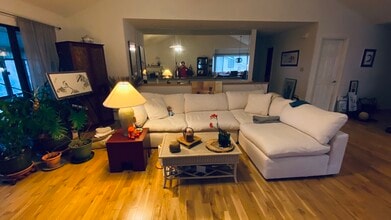 60 Park Ave in Asheville, NC - Foto de edificio - Building Photo