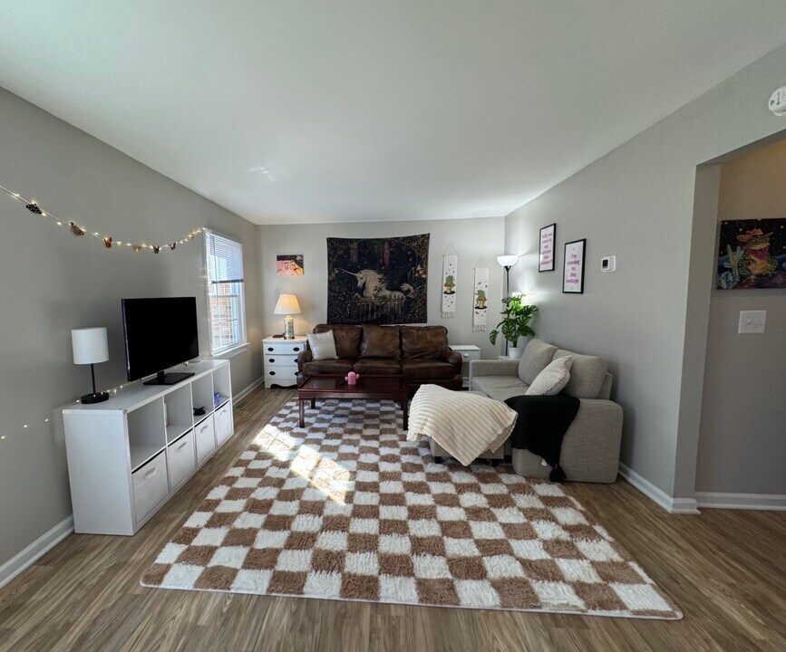 202 Huntington Ln in Blacksburg, VA - Foto de edificio