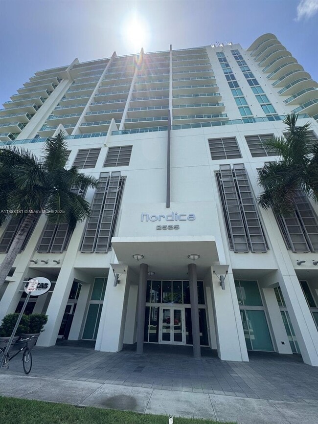 2525 SW 3rd Ave in Miami, FL - Building Photo - Building Photo