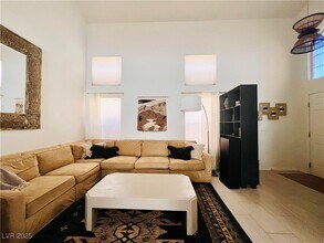 1729 Mexican Poppy St in Las Vegas, NV - Building Photo - Building Photo