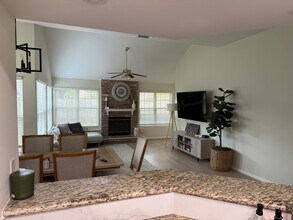 4823 Sunshine Dr in Sugar Land, TX - Building Photo - Building Photo