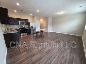 217 Grand Central Wy in Cartersville, GA - Building Photo - Building Photo