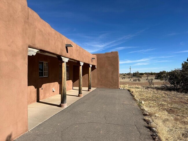 2 Puebla Colinas in Edgewood, NM - Building Photo - Building Photo