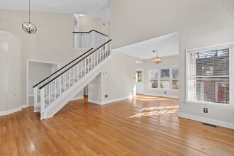 131 Cumberland Green Dr in Cary, NC - Building Photo - Building Photo