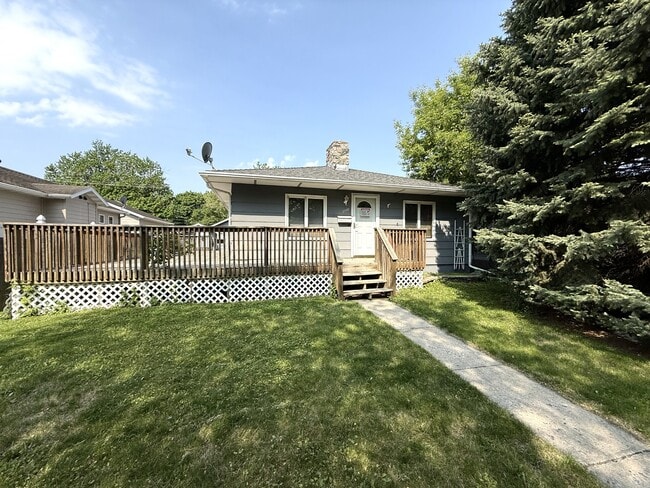 property at 1530 11th St N