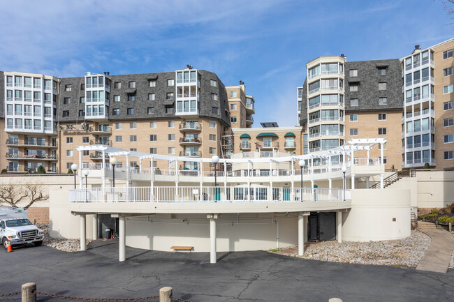 Porto Vecchio in Alexandria, VA - Building Photo - Building Photo