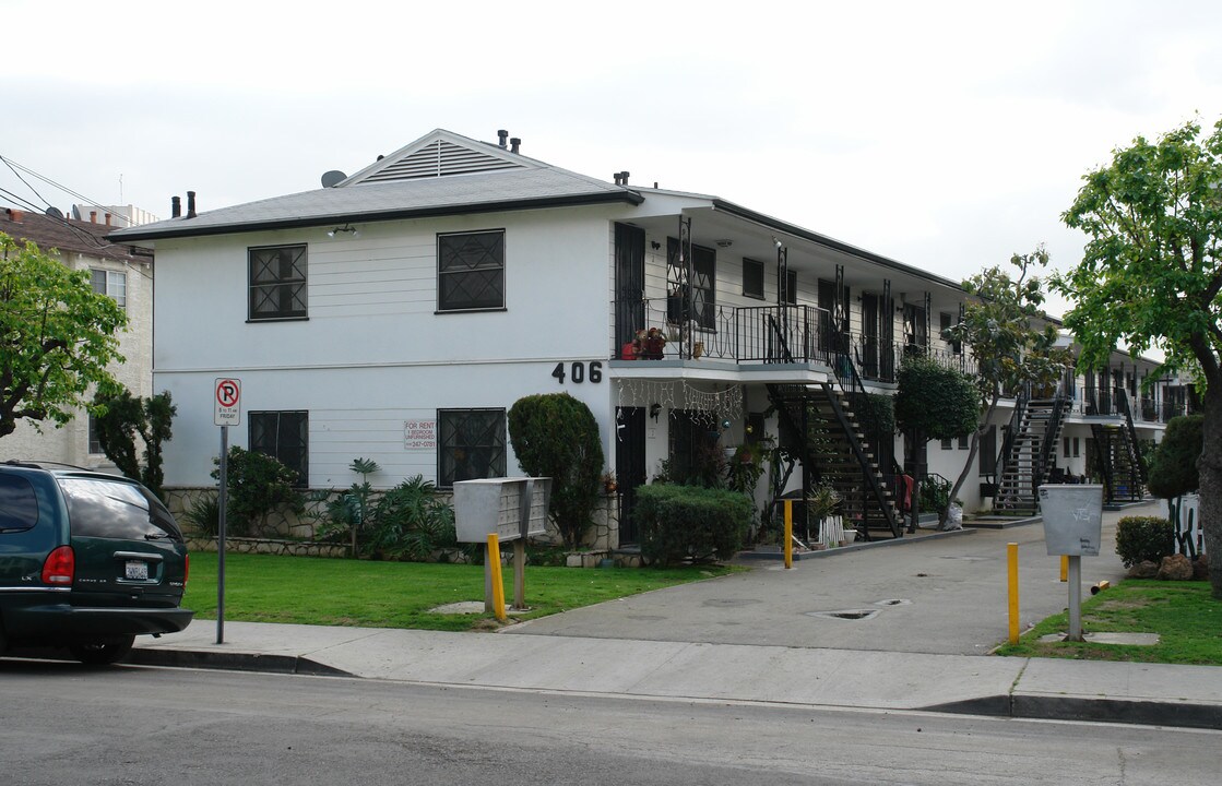 402-406 E Palmer Ave in Glendale, CA - Building Photo