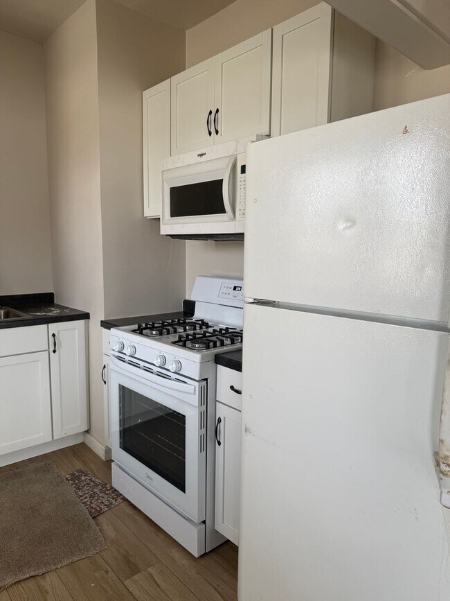 530 N Indiana Ave in Sioux Falls, SD - Building Photo - Building Photo