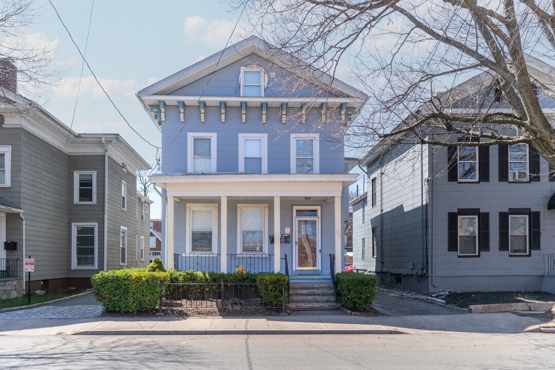 508 Chapel St in New Haven, CT - Building Photo