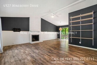 4927 Wineberry Dr in Durham, NC - Building Photo - Building Photo