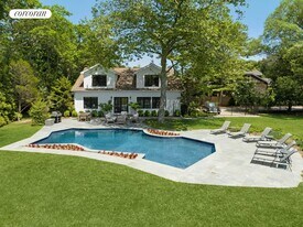 60 Franklin Ave in Westhampton Beach, NY - Building Photo