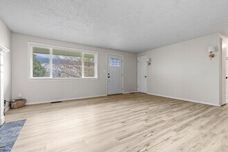 608 Wabash Ave in Medford, OR - Building Photo - Building Photo