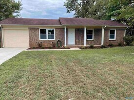 127 Liza Ln in Madison, AL - Building Photo