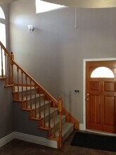 175 Warren Ave in Morgan Hill, CA - Foto de edificio - Building Photo