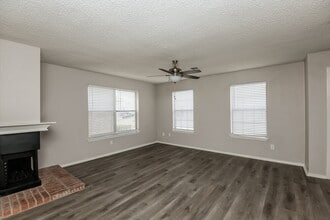 829 Wyndham Pl in Arlington, TX - Building Photo - Building Photo