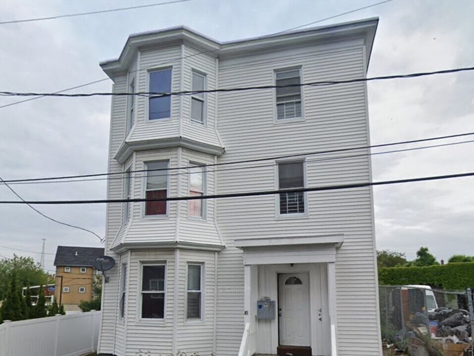 81 Sagamore St in Lynn, MA - Building Photo