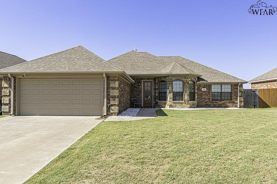 5010 Blue Mesa Ln in Wichita Falls, TX - Building Photo