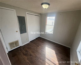 24 Morton Ave in Dover Foxcroft, ME - Building Photo - Building Photo