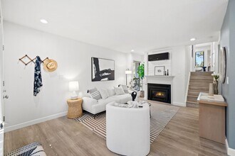 906 La Barbera Dr in San Jose, CA - Building Photo - Building Photo