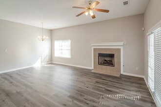 4905 Top Notch Loop in Memphis, TN - Building Photo - Building Photo