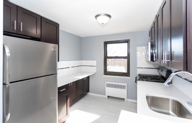 Boulevard Apartments in Hasbrouck Heights, NJ - Foto de edificio - Interior Photo