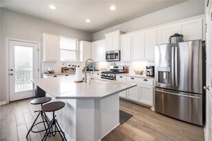 18003 Pomelo Ln in Pflugerville, TX - Building Photo