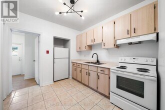 46 Concord Ave in Toronto, ON - Building Photo - Building Photo