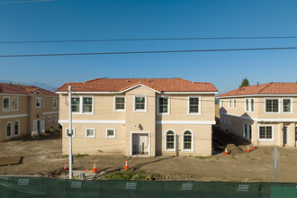 15447 Pomona Rincon Rd in Chino Hills, CA - Building Photo - Building Photo