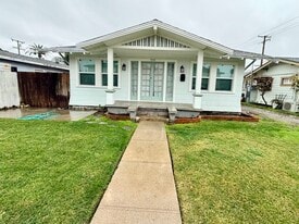 308 E School St in Covina, CA - Building Photo