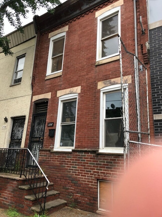 property at 2217 Reed St