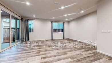 2039 Karen Pl in Cotati, CA - Building Photo - Building Photo