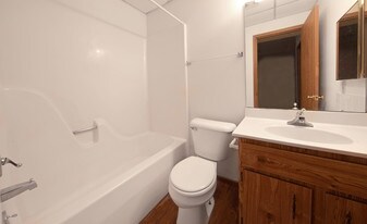 Heisel Apartments & Townhouses