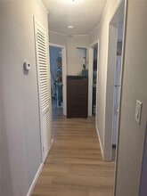 107 Mitchell Ave in Long Beach, NY - Building Photo - Building Photo
