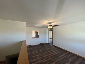 1039-1041 Fir Ct in Janesville, WI - Foto de edificio - Building Photo