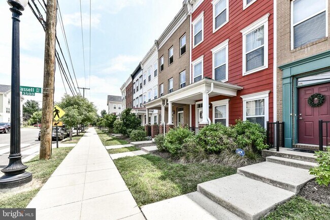 755 Anacostia Ave NE in Washington, DC - Building Photo - Building Photo