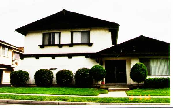 1400 Eastpark Dr in La Habra, CA - Building Photo - Building Photo