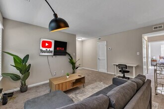 3201 Stones Throw Ln in Durham, NC - Building Photo - Building Photo