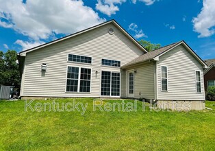 2720 Mission Hills Dr in Lexington, KY - Building Photo - Building Photo