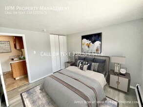 20604 Lorain Rd in Fairview Park, OH - Building Photo - Building Photo