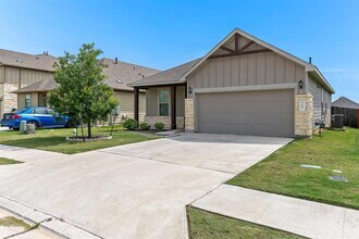 469 Grace Lilly Dr in Buda, TX - Building Photo - Building Photo