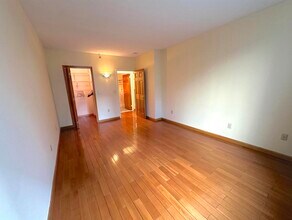 45 River Dr S in Jersey City, NJ - Building Photo - Building Photo